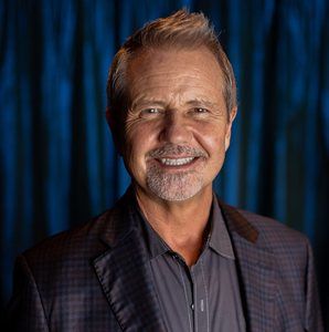 Meet your Posher, Jonathan